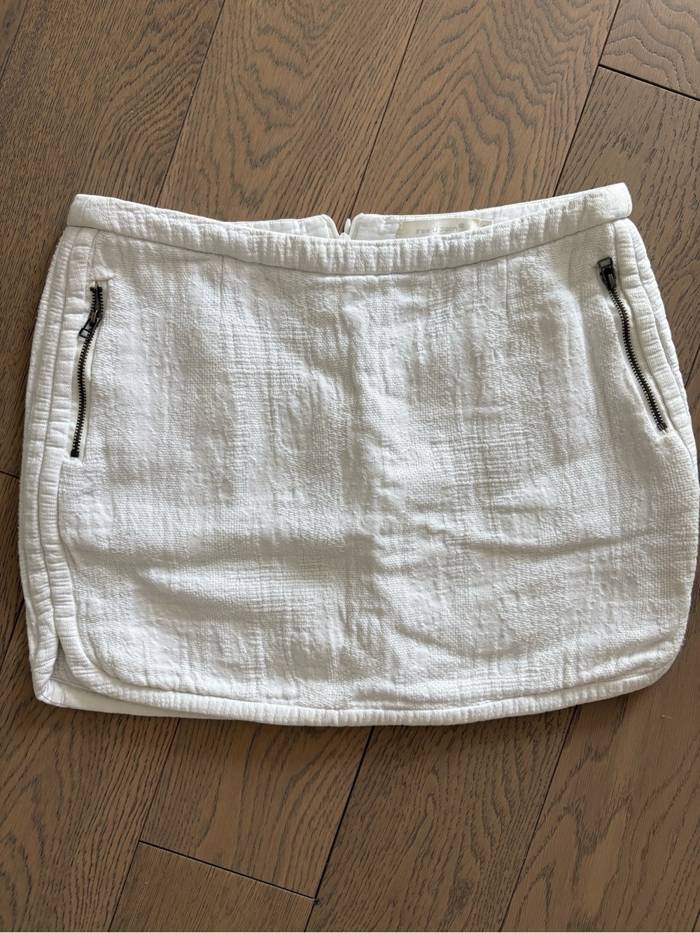 Textured White Mini Skirt with Zip Details